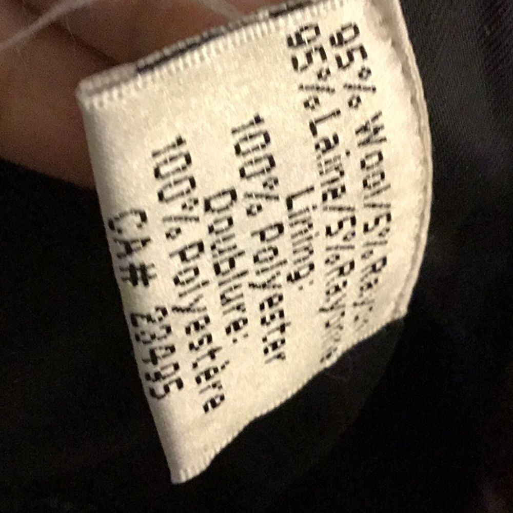 Icelandic Designs multi color pattern lined jacket. - Picture 3 of 4